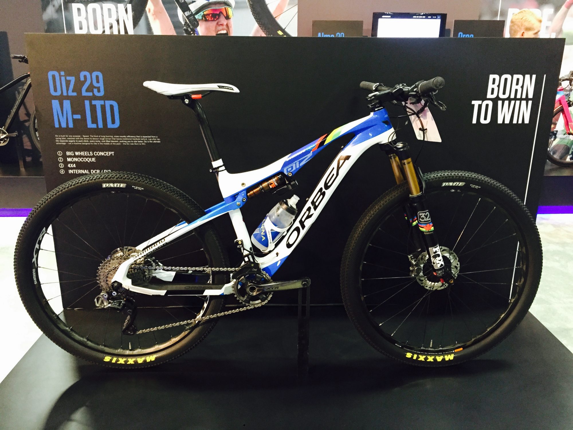Catherine Pendrel's World Champion Edition Orbea Oiz (Interbike 2015)